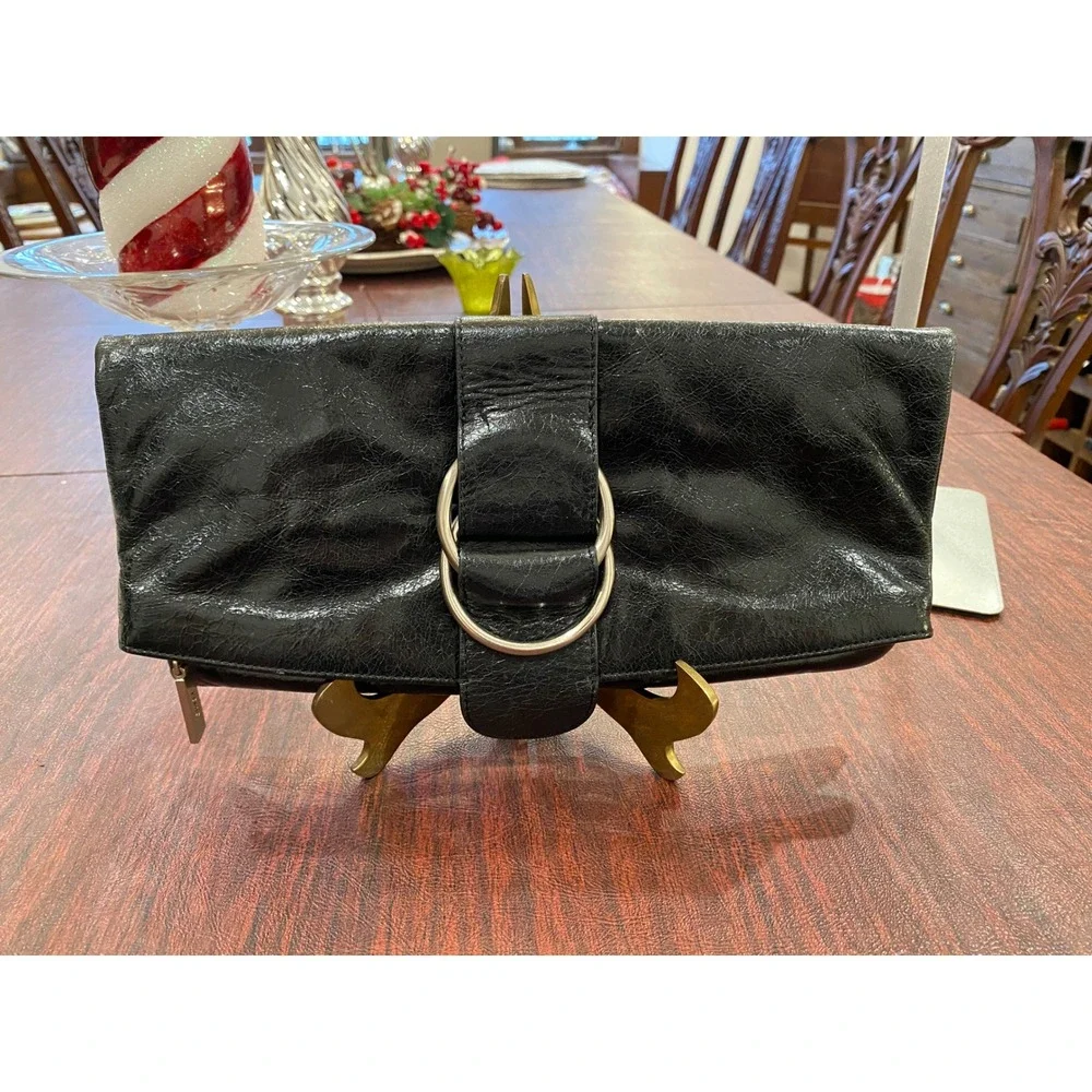 HOBO INTERNATIONAL Black Genuine Leather Clutch Wallet Double Ring Detail‎